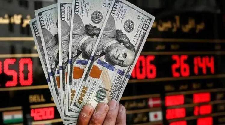 تأثیر دلار ۱۴۰ هزار تومانی بر قیمت کالاهای دیجیتال | بررسی بازار در پایتخت۱۳۶